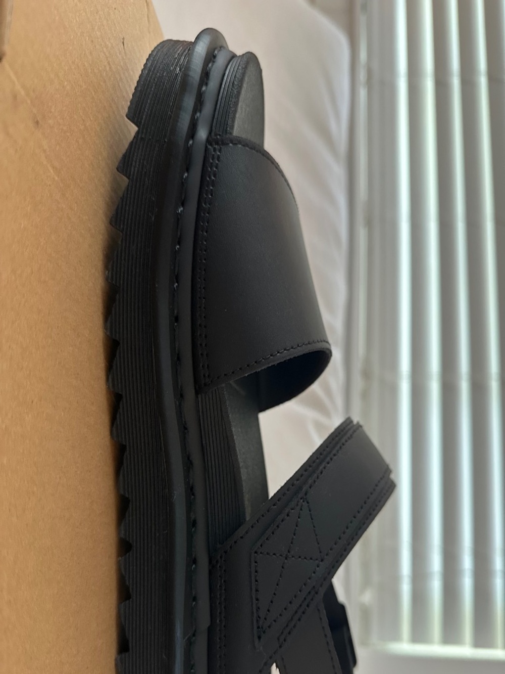 NWT Dr Martens Voss Hydro Black Leather Strap Platform Sandals Size 9 New In Box - Picture 9 of 16